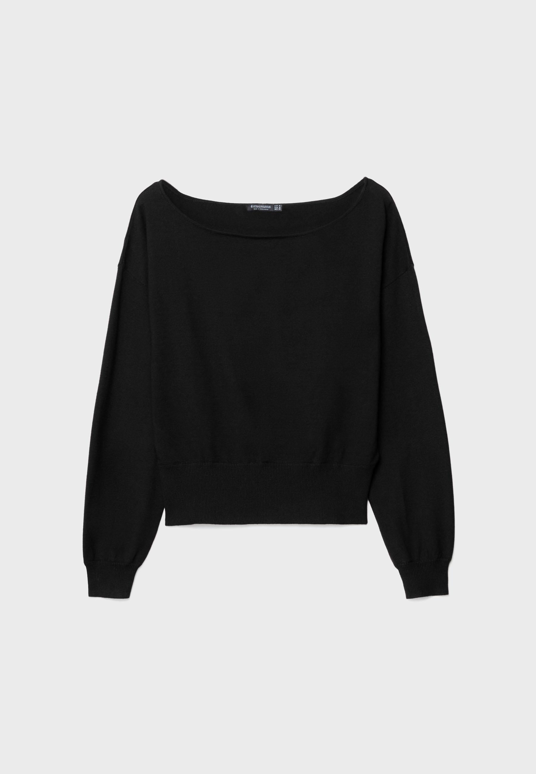 Tricot sweater with boat neck